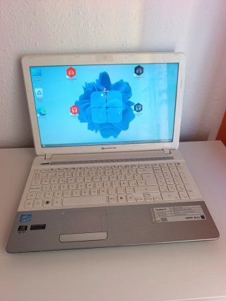 Portátil Packard Bell Intel i5 Blanco