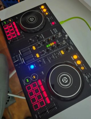 Controladora DJ Pioneer DDJ-400