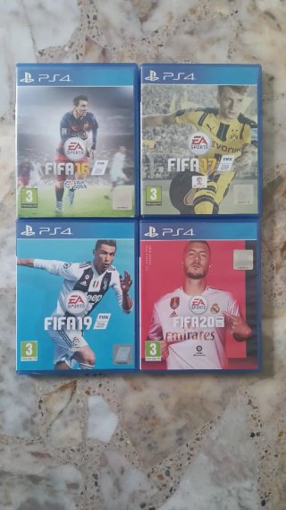 Lote 4 Juegos FIFA PS4 (PlayStation 4)