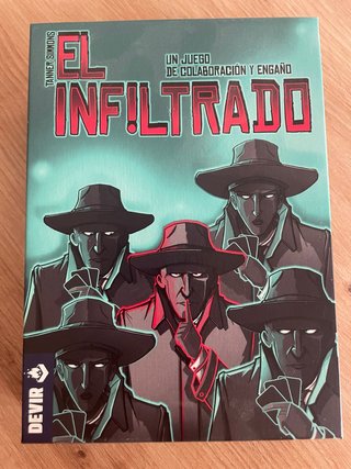 Juego de mesa El Infiltrado (Devir)