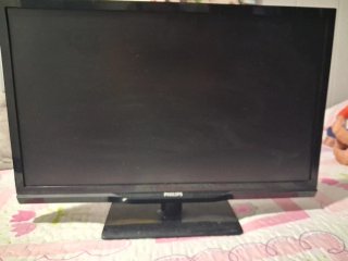 TV Philips 22"