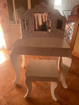 Tocador de Maquillaje Infantil con Taburete