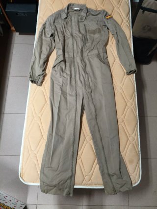 Mono de trabajo Ejército de Tierra