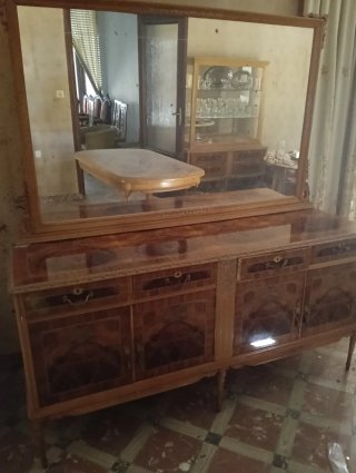Tocador Antiguo de Madera con Espejo