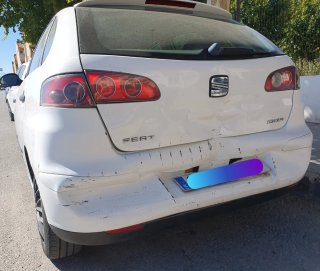 SEAT Ibiza 2005 con golpe