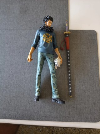 Figura Trafalgar Law (One Piece)