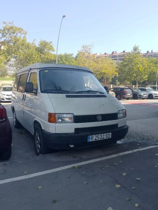 Volkswagen Transporter T4 1.9 TDI 110 CV Volkswagen Transporter T4 1.9 TDI 110 CV – Solo 145.000 km  1994