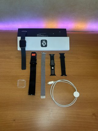 Apple Watch SE 44mm Cellular + 5 Cinghie