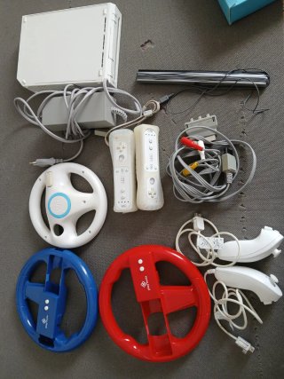 Consola Nintendo Wii Blanca con Accesorios