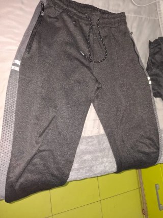 Pantalón de chándal gris