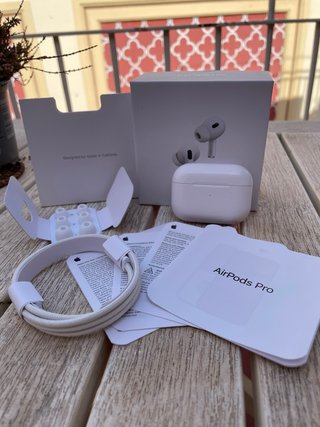 Apple AirPods Pro 2