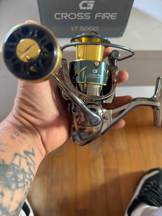 Carrete de Pesca Cross Fire LT 5000