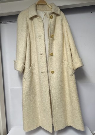 Abrigo largo clásico beige