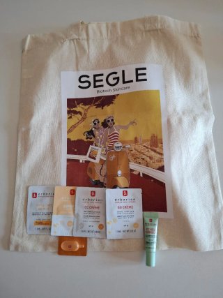 Bolsa Tote Segle y Muestras Erborian