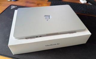 MacBook Air M4 13'' 16/256 Argento
