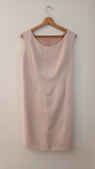 Vestido Beige Elegante