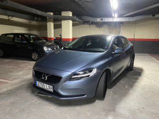 Volvo V40 2018 D4 190cv automático y techo