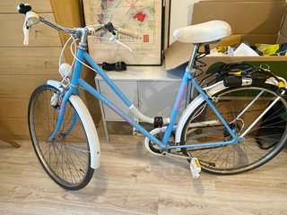 Bicicleta de paseo Orbea azul celeste