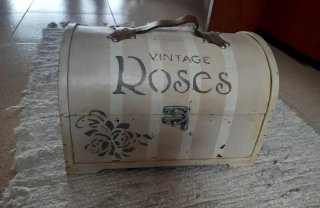 Baúl de Madera Decorado Vintage Roses