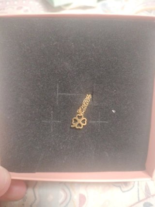 Colgante de Trébol Dorado