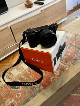 Cámara Sony ZV-E10