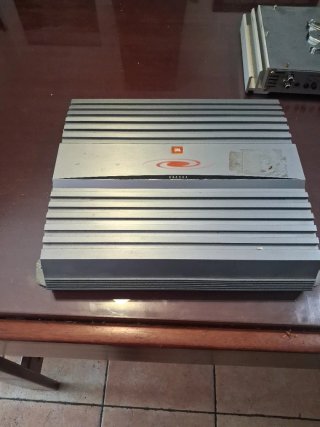 Etapa de potencia JBL DR3504