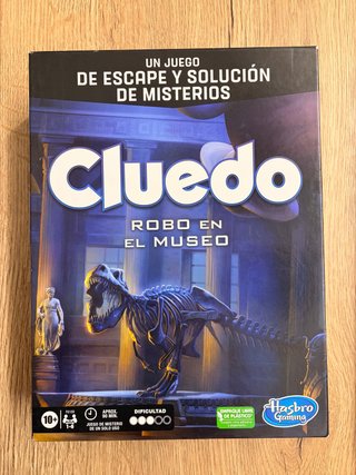 Juego de mesa Cluedo: Robo en el Museo