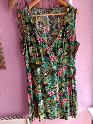 Vestido Koroshi Estampado Floral Talla XXL