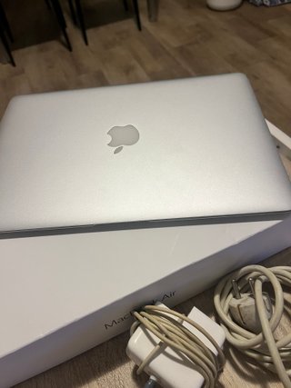MacBook Air 13 pollici (2015)