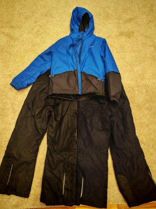 Conjunto de Ropa de Nieve Azul y Negro