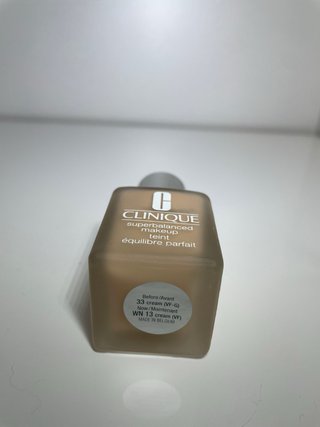 Base de Maquillaje Clinique Superbalanced
