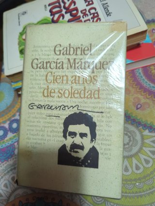 Libro cien años de soledad