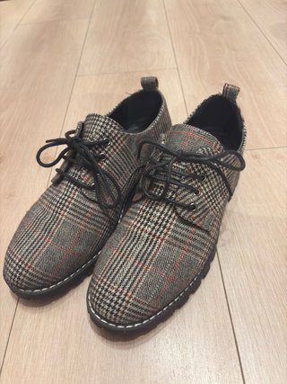 Zapatos de vestir con estampado de cuadros