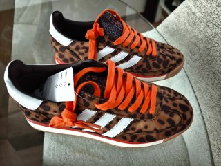 Zapatillas tipo Adidas SL72 Leopardo