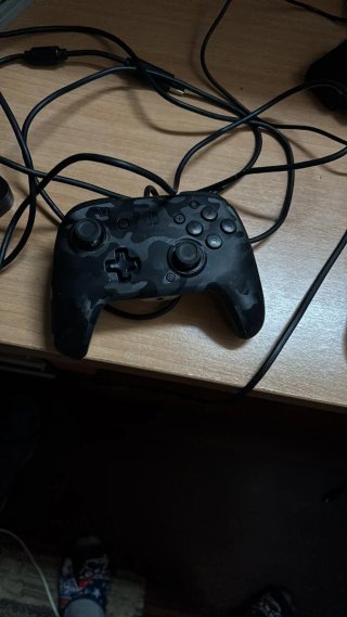 Mando Pro Controller Nintendo Switch Camuflaje