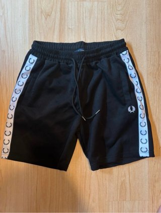 Pantalones cortos Fred Perry negros