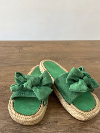Sandalias Verdes con Lazo