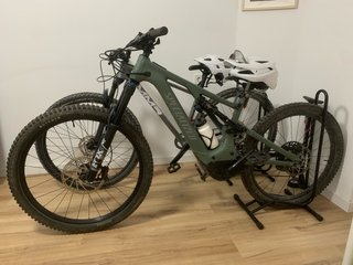 Bicicleta Eléctrica Specialized Levo Comp Alloy