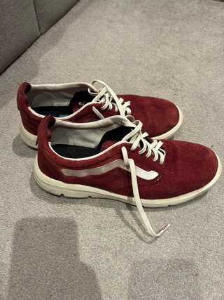 Zapatillas Vans de ante granate