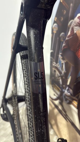 Trek Checkpoint SL 5 2025 con zipp 303s. Talla M