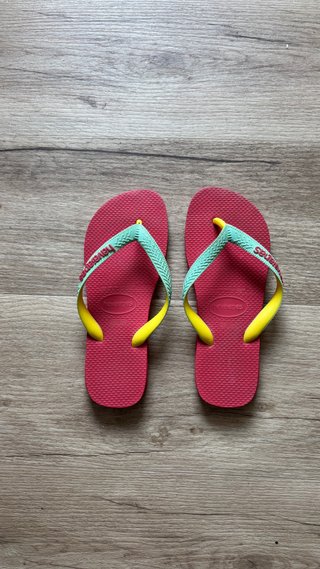 Chanclas Havaianas Rojas y Amarillas Talla 35-36