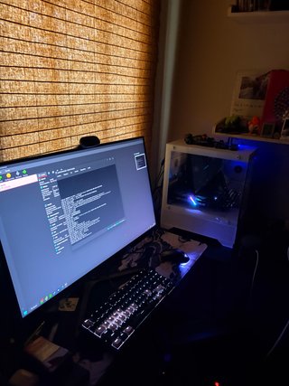 PC Gaming Asus con Torre Blanca
