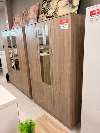 Armario de 3 Puertas con Espejo - Nuevo