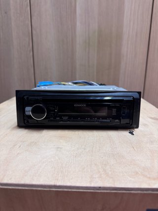 Radio para coche Kenwood KDC-110U