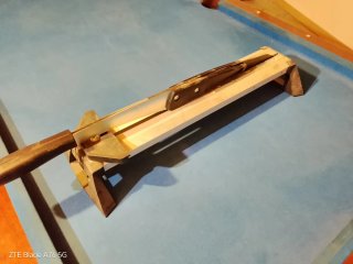 Guillotina para Suelos Laminados y Vinílicos