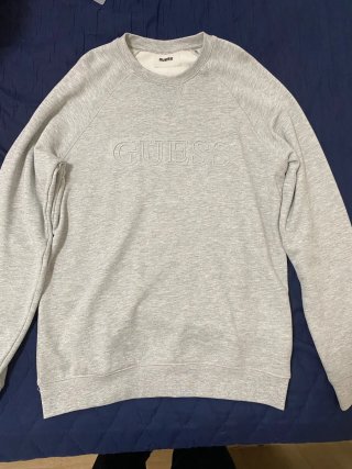 Sudadera Gris Guess