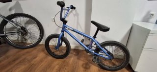 Bicicleta BMX Mankind para niño
