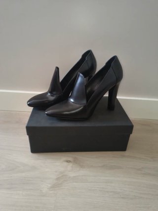Zapatos de Tacón de Piel Negros