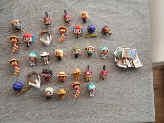 Lote 29 Figuras Kinder Joy One Piece