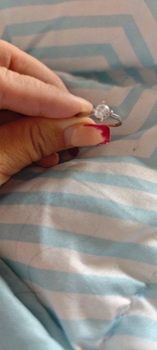 Anillo Solitario de Plata con Circonita